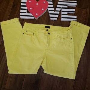 NYDJ Yellow Crop Jeans With Roll Cuff 10